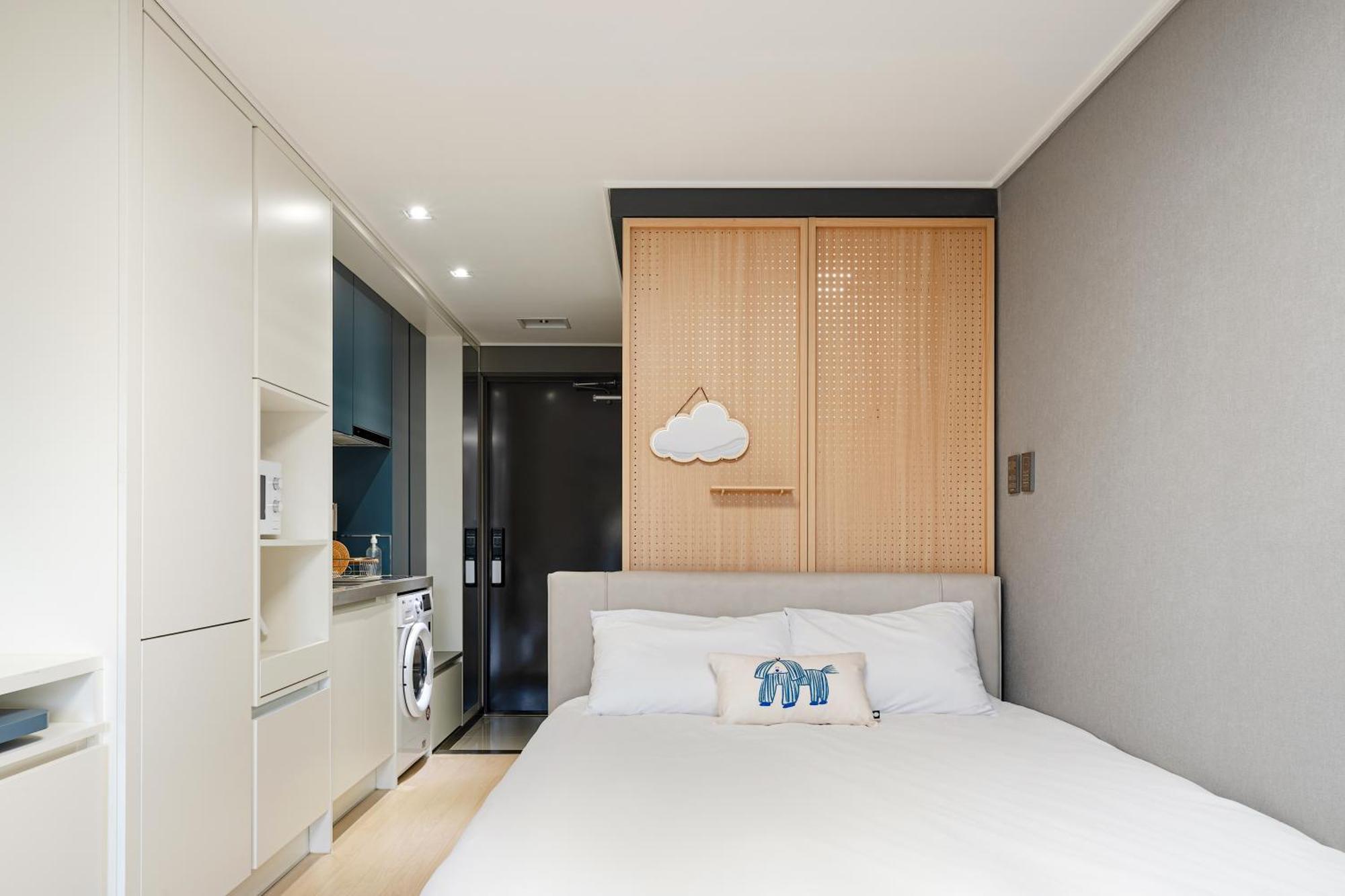 Urbanstay Sokcho Beach Ab מראה חיצוני תמונה