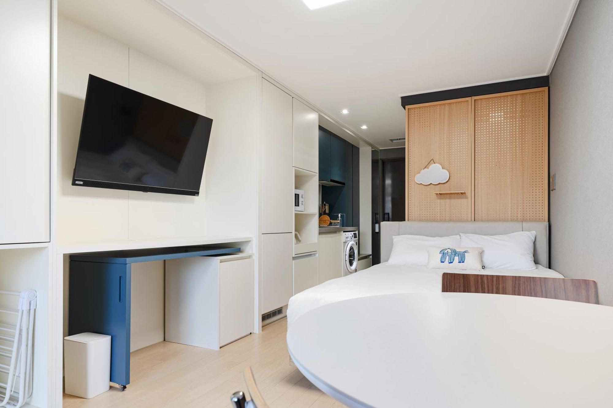 Urbanstay Sokcho Beach Ab מראה חיצוני תמונה